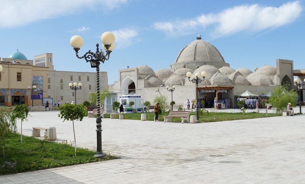 Разменная пешка: как Узбекистан меняет историю и алфавит в чужих интересах 