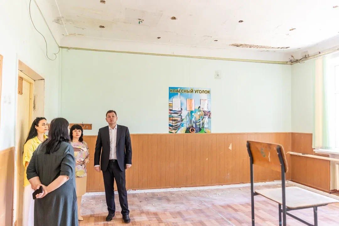 Таганрог ураган 2014. Улица дорожных знаков. Итальянский 4 таганрог. Новости таганрога 24 сентября. Призы с благотворительных забегов.