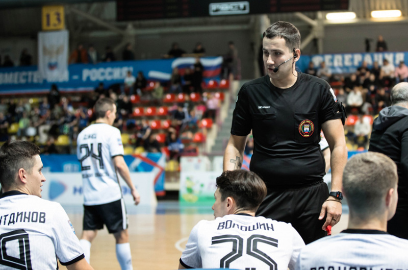 Липецкую команду подменили в темноте? В Сургуте нам устроили «конец света»