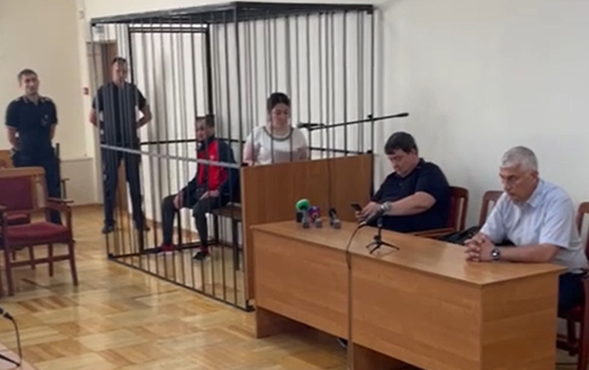 В Адыгее мать погибшей от побоев трехлетней девочки не признала вину на суде