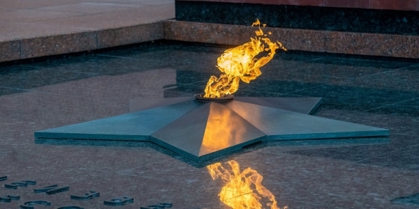 Более 10 тысяч человек подписались под требованием сохранить памятник освободителям в словацком Кошице