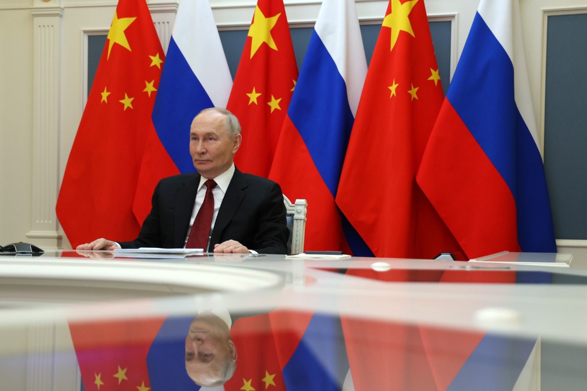 Главное к утру 19 мая: обращение Путина к Китаю, беспредел в ООН, нашествие клещей
