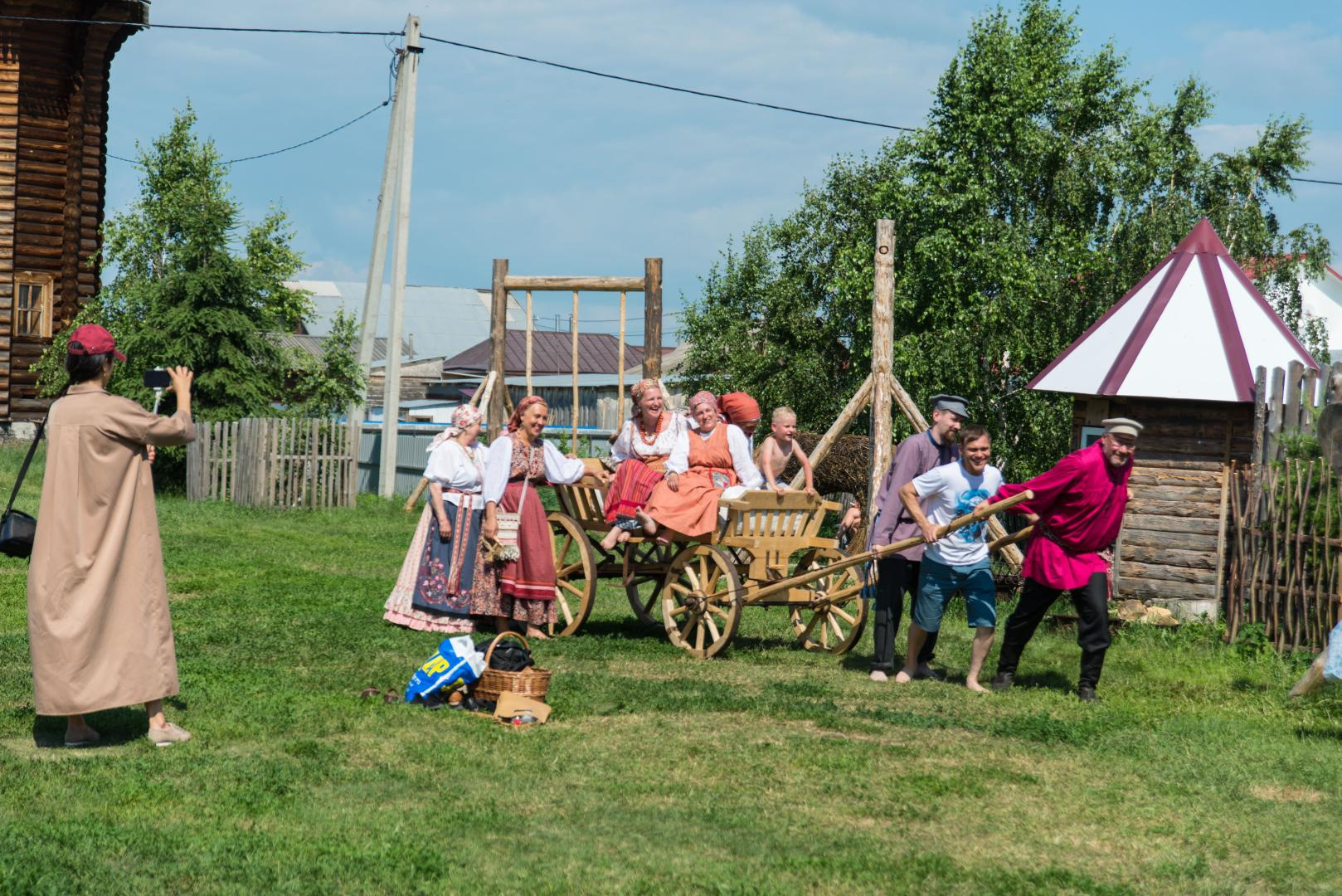 Старина Сибирская, Большеречье Омская область