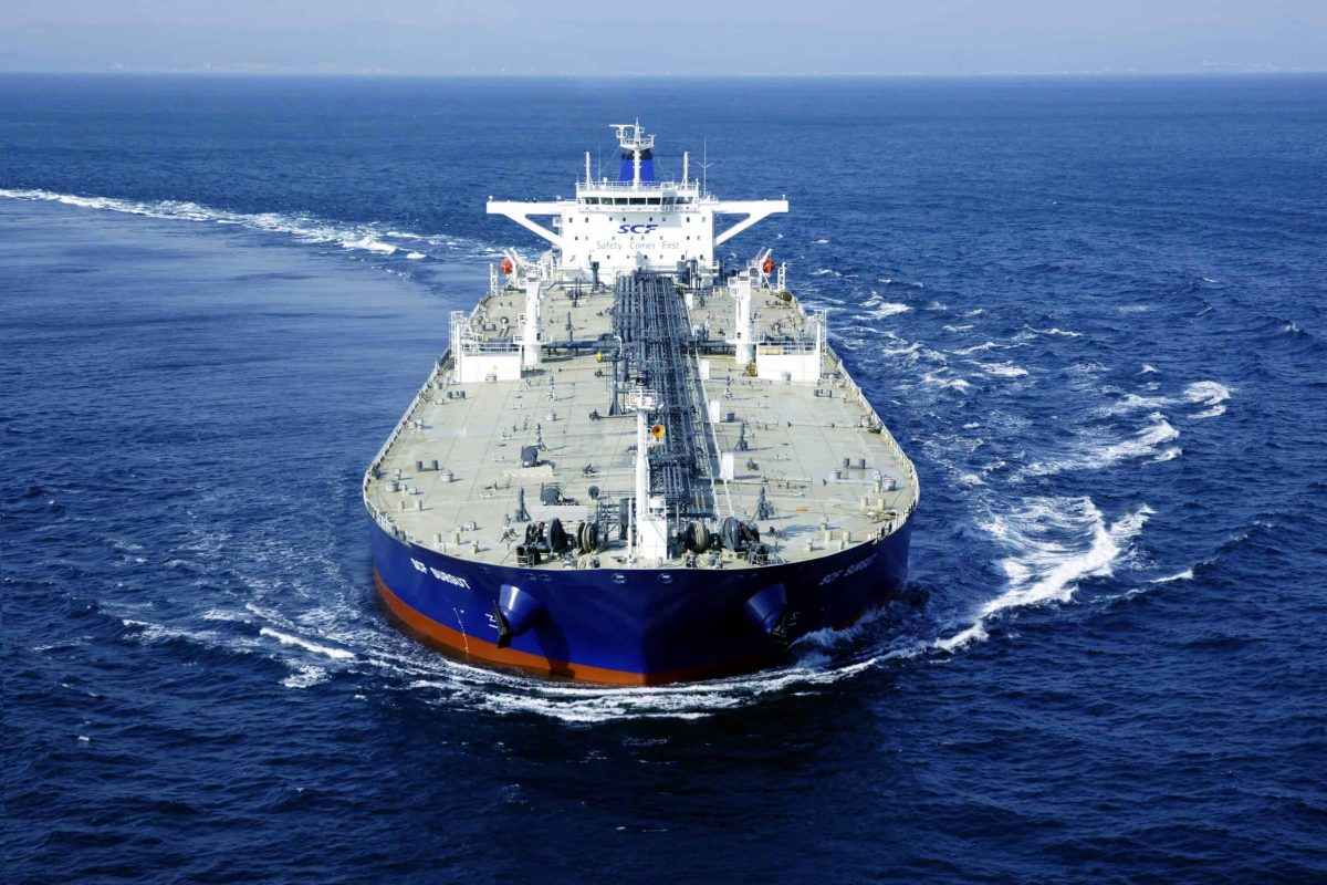 Россия с апреля начнет поставку нефти Шри-Ланке
