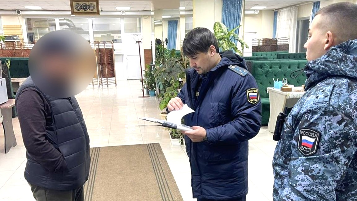 Из-за нелегалов в Сургуте на время закрыли несколько кафе