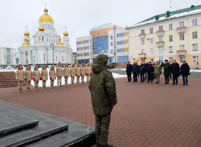 В Мордовии росгвардейцы приняли участие в памятных мероприятиях