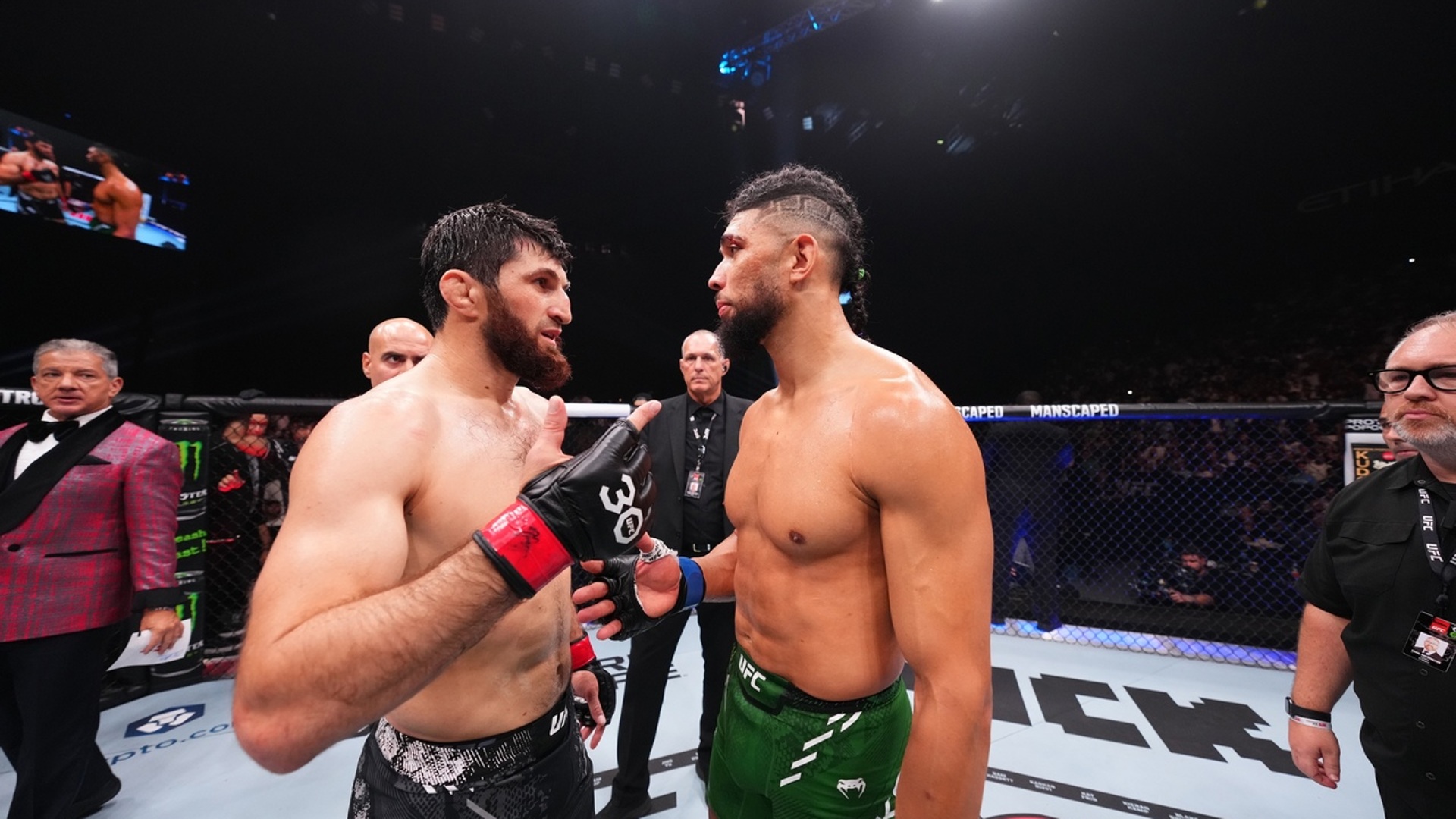 Анкалаев магомед блахович. Анкалаев уокер бой 14. 01 2024. 01 2024. Магомед анкалаев ян блахович.