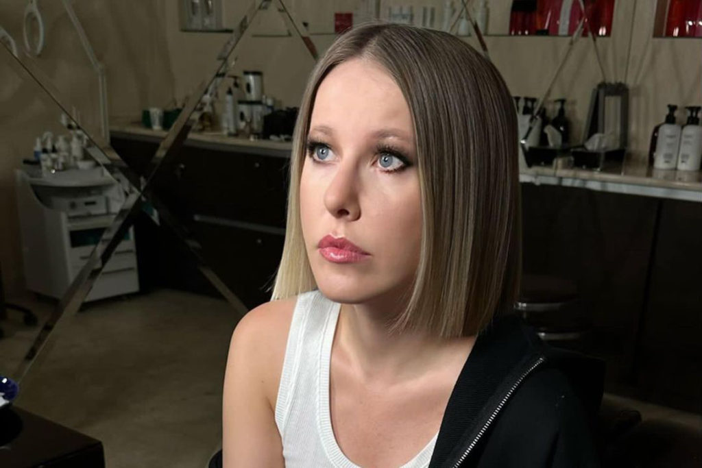 Ксения Собчак пожаловалась на приставания мужчины, заплатившего за встречу с ней