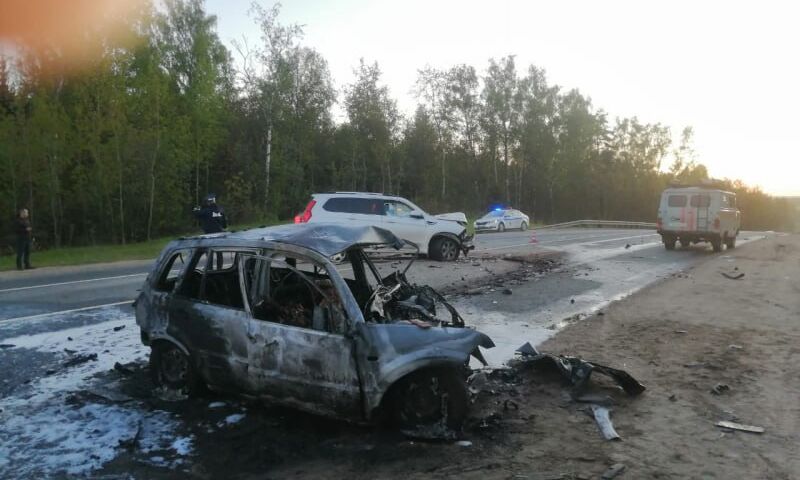 Ночью в Ярославской области в ДТП погибли три человека