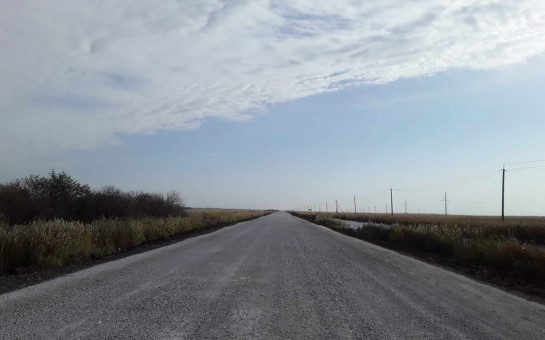 На важнейшей дороге Доволенского района отремонтировали проблемные участки