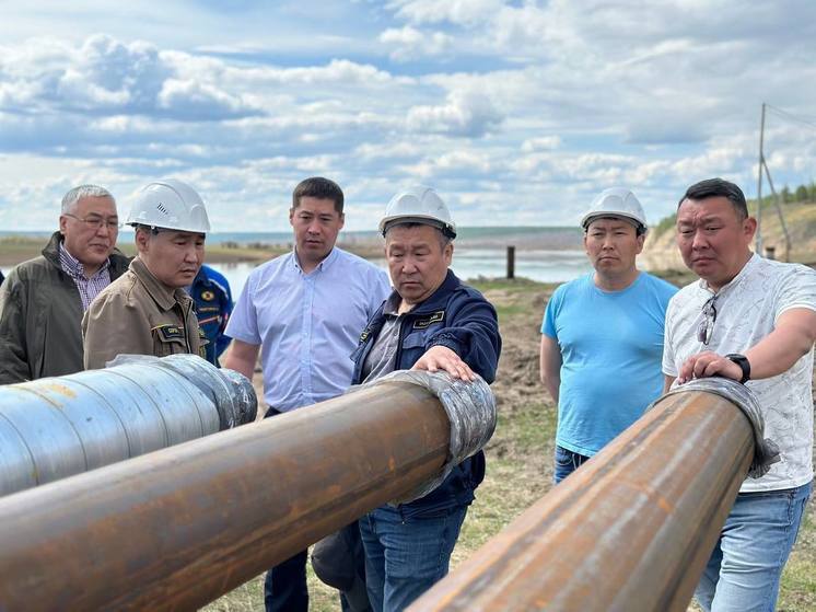 Дмитрий Садовников проверил ход строительства систем водоснабжения в Амгинском районе Якутии