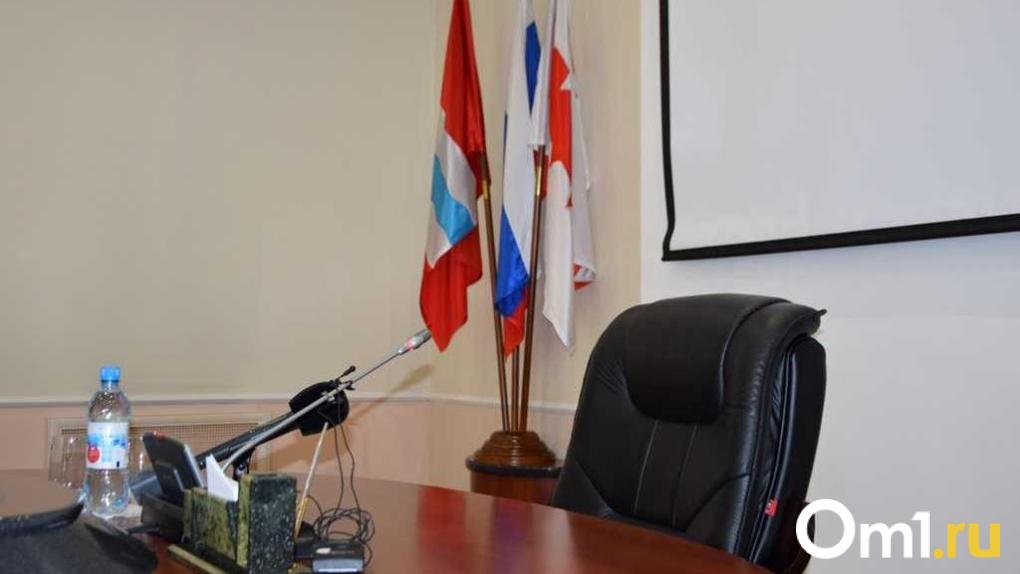 В Таврическом районе Омской области после введения ЧС из-за подтоплений переизбрали главу