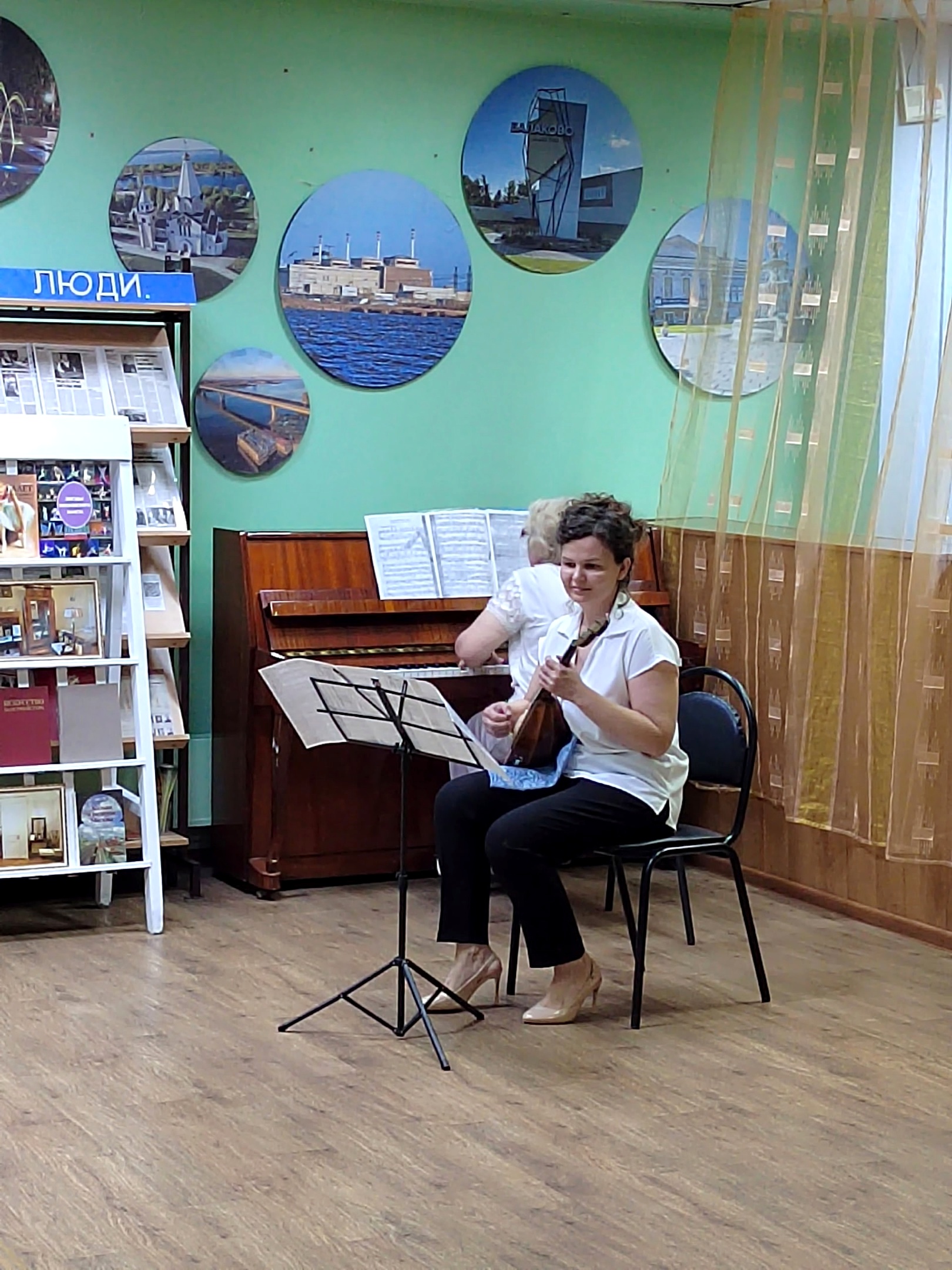 Авторская программа Марата Багрова «Галина Уланова: «Театр помогает человеку обрести истинные ценности» в Балаковской городской центральной библиотеке