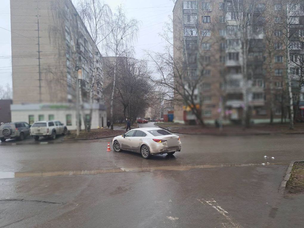 В Ижевске 3 декабря две женщины попали под колёса авто