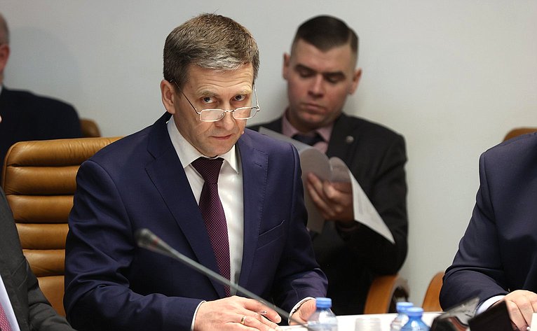 Совещание Комитета СФ по обороне и безопасности