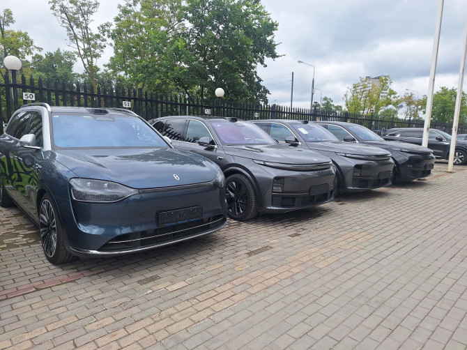 Продажи новых гибридов в 2025 году выросли почти на 10%