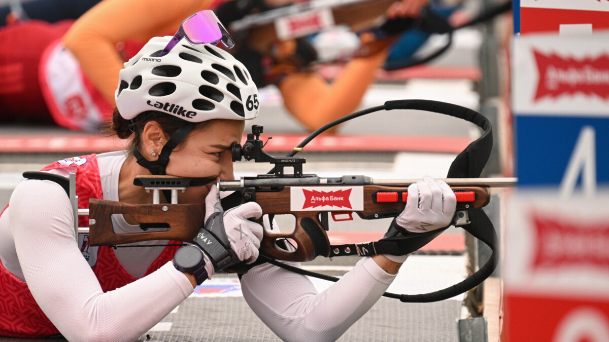 Каплина стала чемпионкой России по летнему биатлону в спринте
