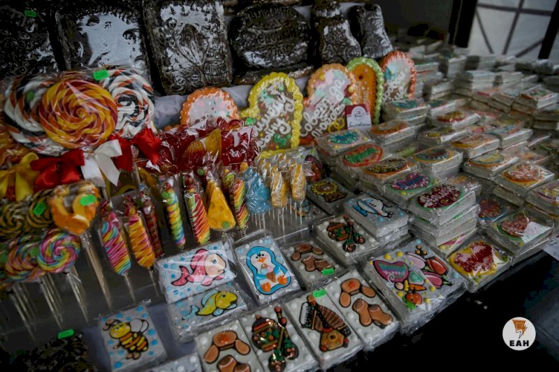 Ярмарка на площади 1905 года. Ярмарка выходного дня екатеринбург. Ярмарка екатеринбург площадь 1905 года. Ярмарка екатеринбург площадь 1905 года. Рынок на площади 1905 года екатеринбург.