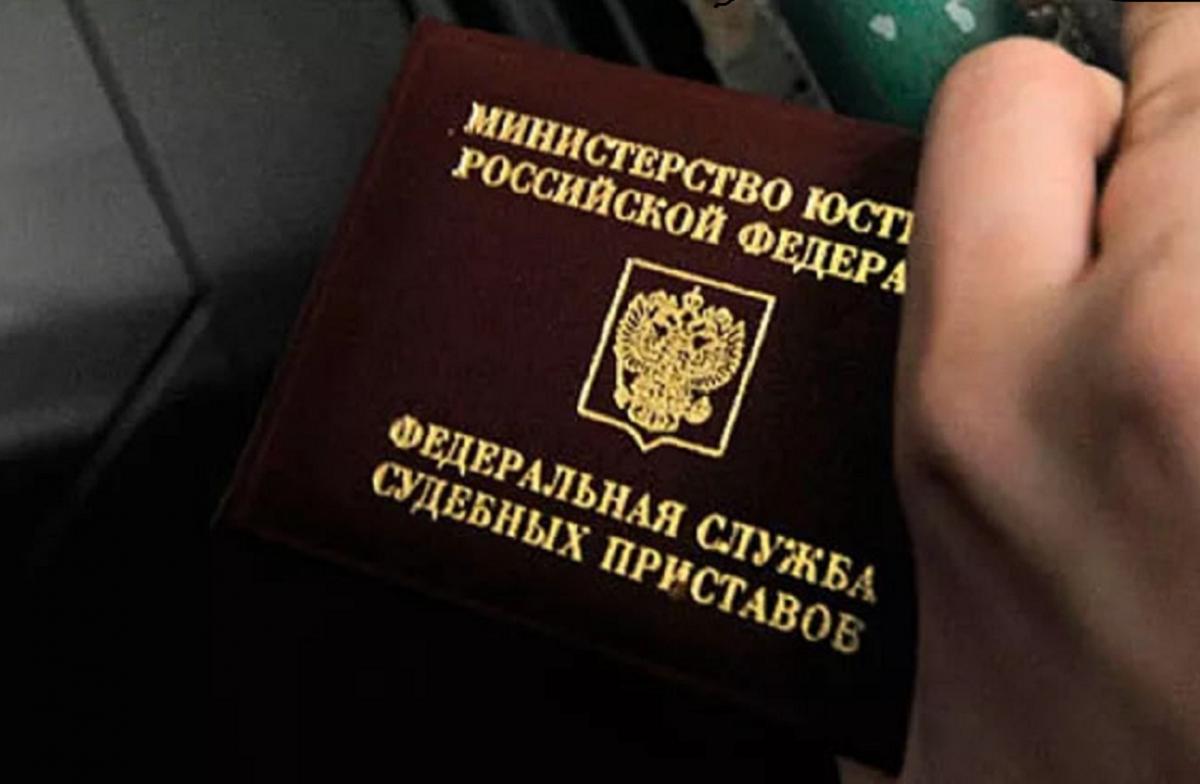 «Не открывайте дверь!» Новая схема обмана уже добралась до вашего подъезда. Люди теряют деньги за считанные минуты