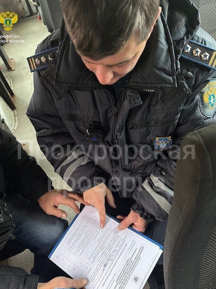  В Чернском районе с маршрута сняли автобус за нарушение правил перевозки