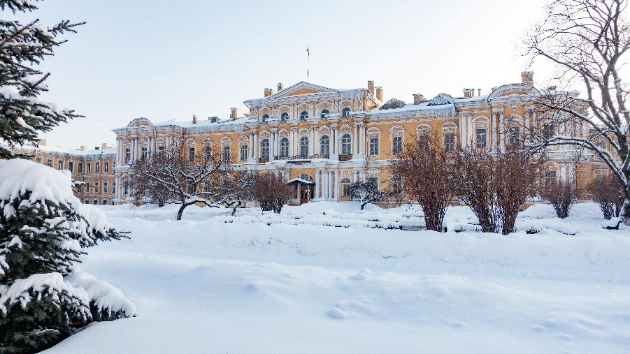 Инфраструктура на первом плане. В Петербурге обсудили развитие Фрунзенского и Невского районов | ФОТО laura buron on Unsplash