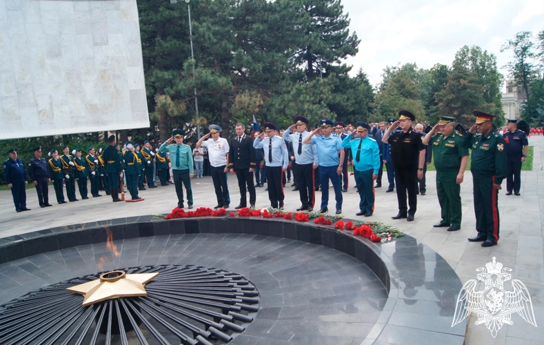 Ростовские росгвардейцы приняли участие в памятных мероприятиях