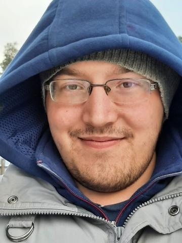 В столице Коми ищут мужчину с розовым рюкзаком