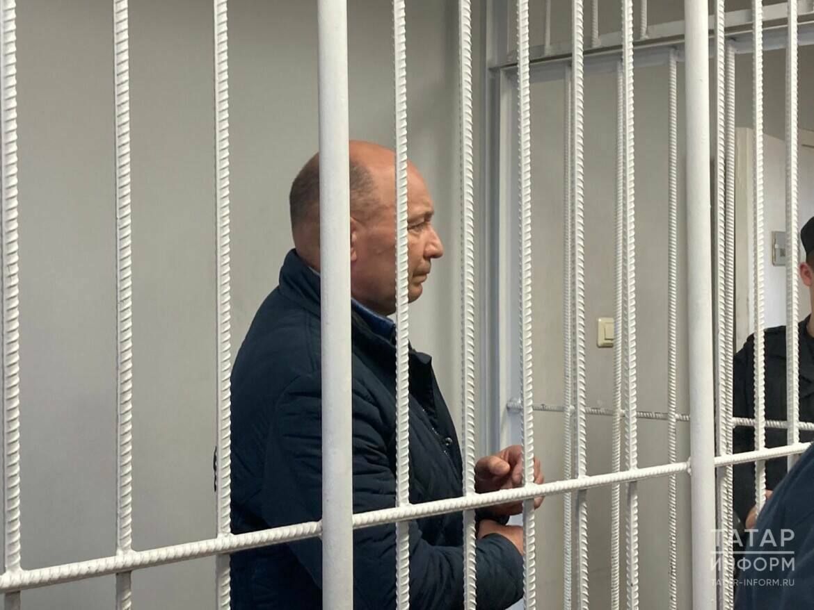 Суд в Челнах продлил домашний арест экс-главе Тукаевского района Камаеву