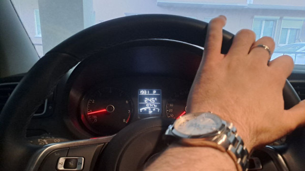 В Самарской области пьяный водитель въехал в толпу людей