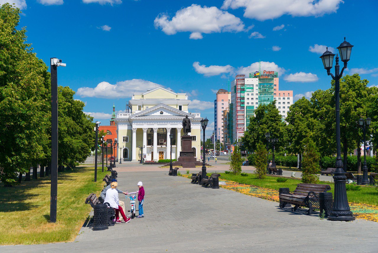 В челябинске на неделю. Города побратимы Челябинска. Город перемен Челябинск. Жители Челябинска называются. Вечерний Ростов.