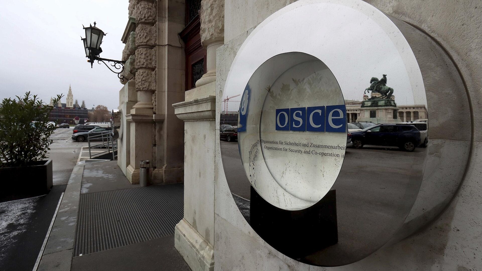 Россия не видит интереса ОБСЕ в диалоге по безопасности, заявил постпред