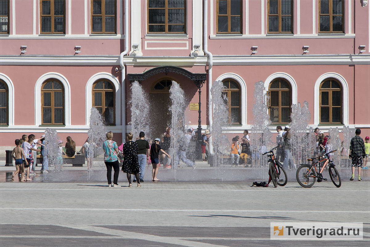 Тверская площадь в твери