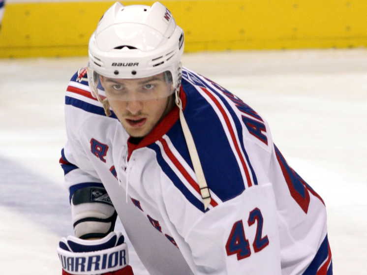 Воспитанник ярославского хоккея может вернуться из НХЛ в Ярославль