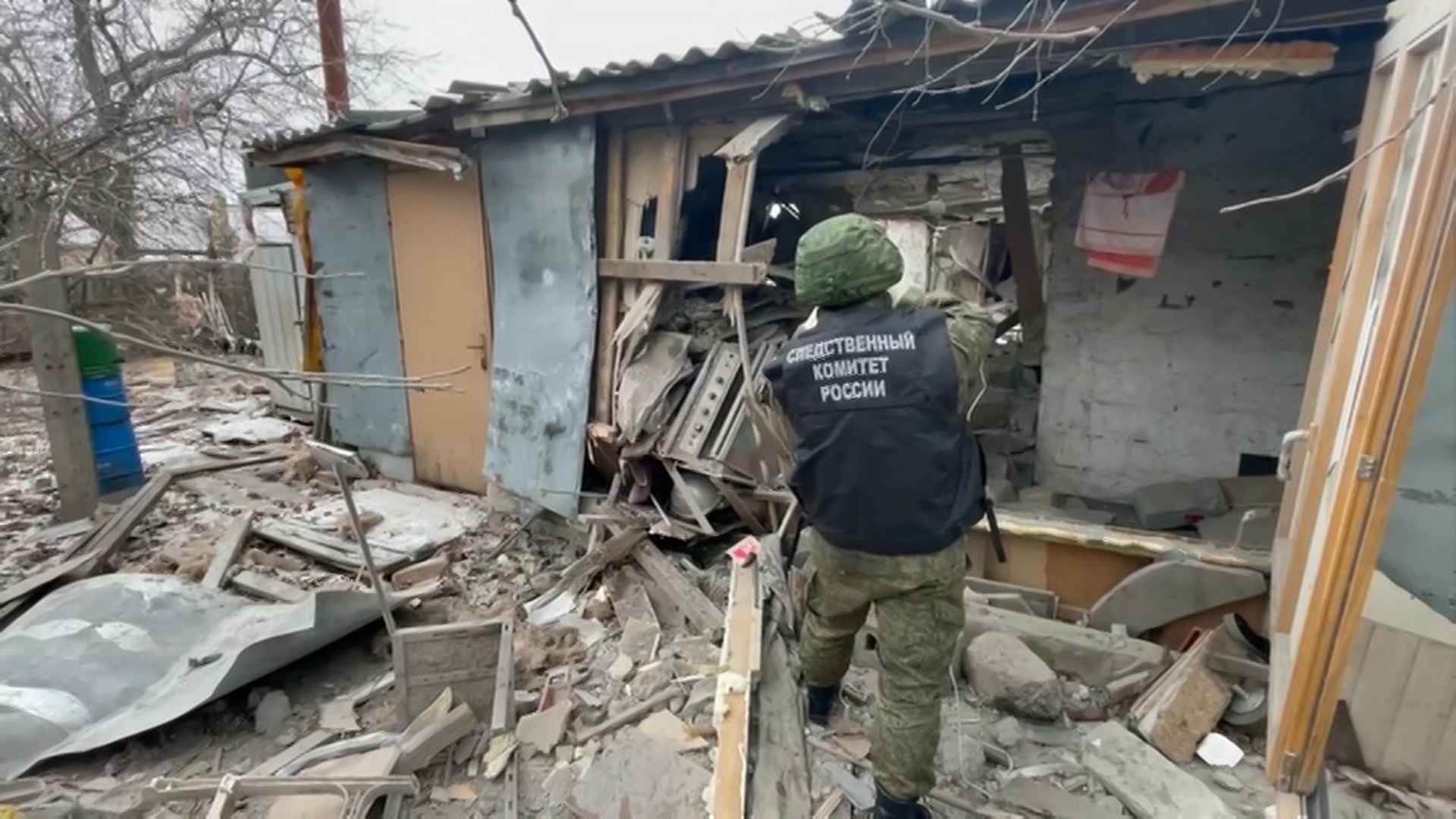 разрушения в белгороде после обстрела. разрушения в белгороде. белгород взрывы в белгороде сейчас. взрыв в небе белгород. 05.