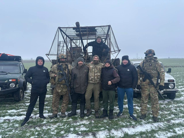 Служба по контракту