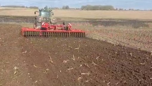 Сельхозпредприятия Владимирской области получили около 900 млн рублей из бюджета на посевную