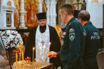 Личный состав института почтил память Евгения Зиничева