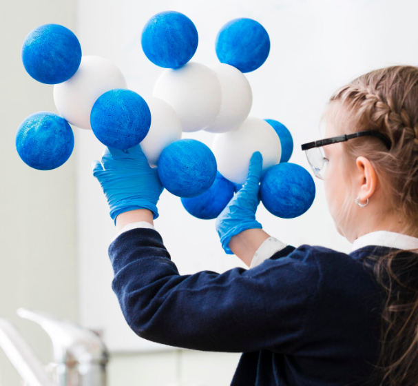 Микропластик и его взаимодействие с белками: новое исследование о вреде для здоровья человека