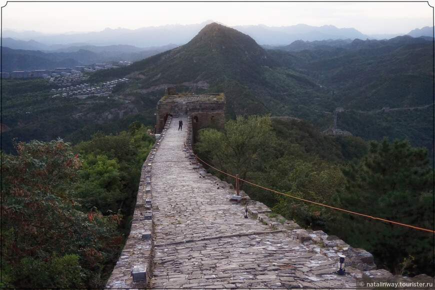 Водный город Губэй и Великая китайская стена