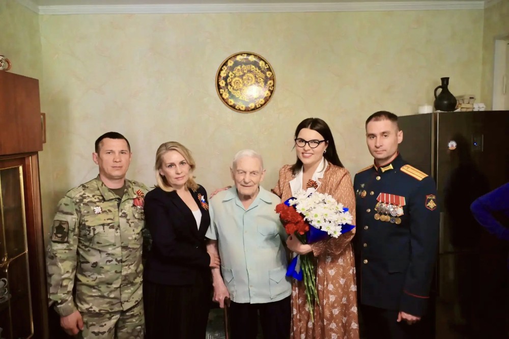 Фронтовые бригады поздравляют ветеранов до 11 мая