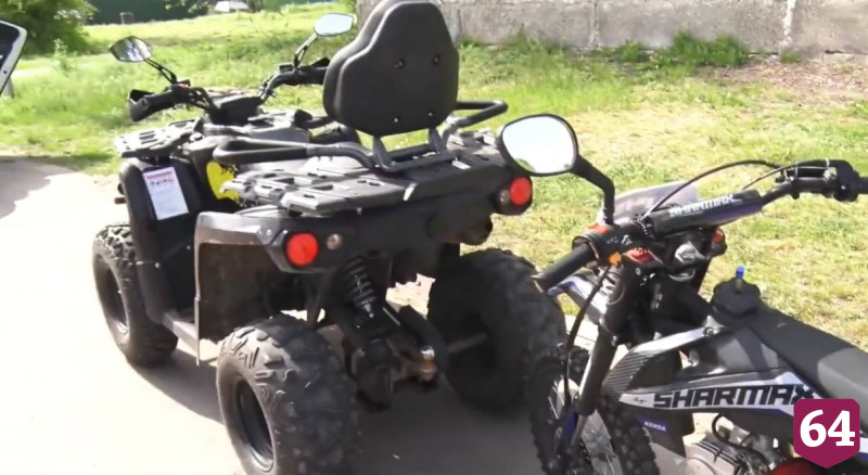 В Энгельсе ловили подростков на квадроциклах и питбайках