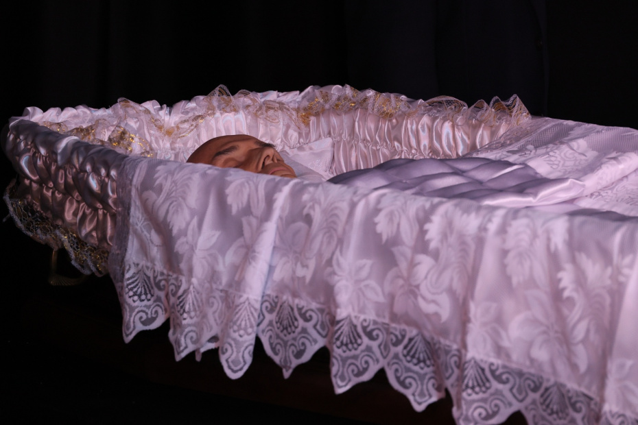 Церемония прощания со Всеволодом Шиловским в Московском театре Всеволода Шиловского