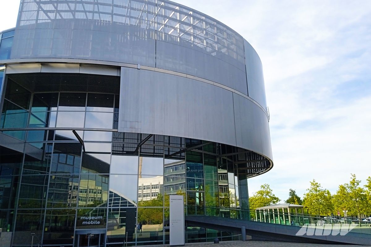 Дом «четырех колец». Экскурсия по музею Audi в Ингольштадте: часть первая