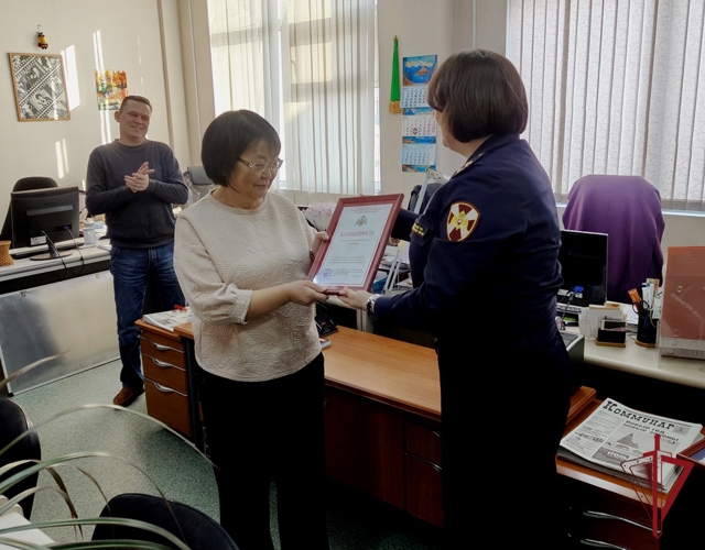 В Приморье в день пресс-служб росгвардейцы отметили талантливых журналистов