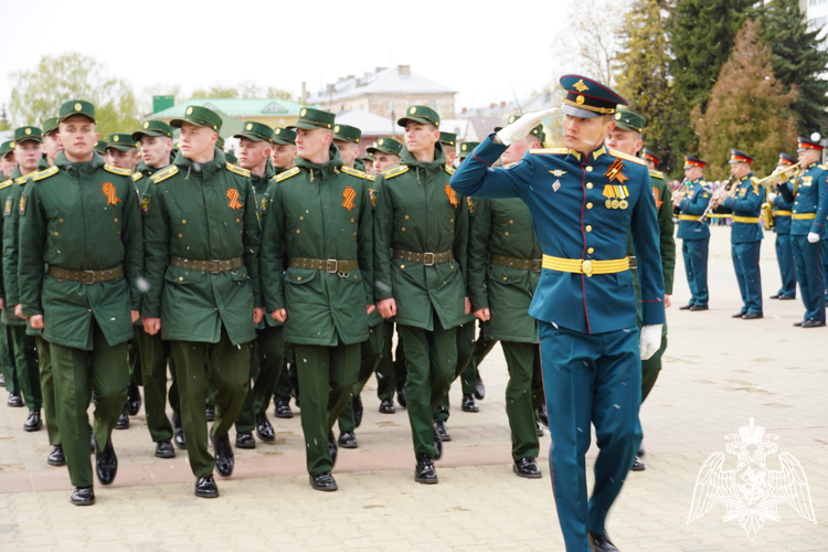 В День Победы представители Росгвардии приняли участие в праздничных мероприятиях