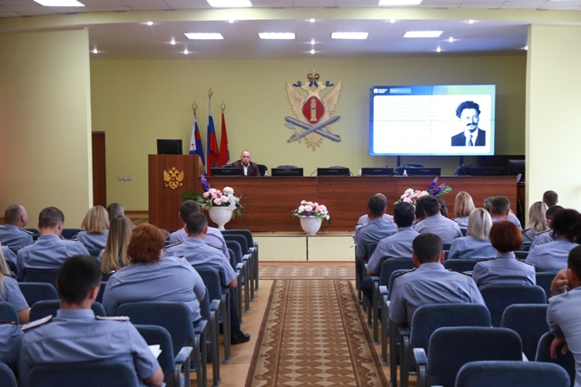 УФСИН России по Омской области посетили представители Российского общества «Знание»