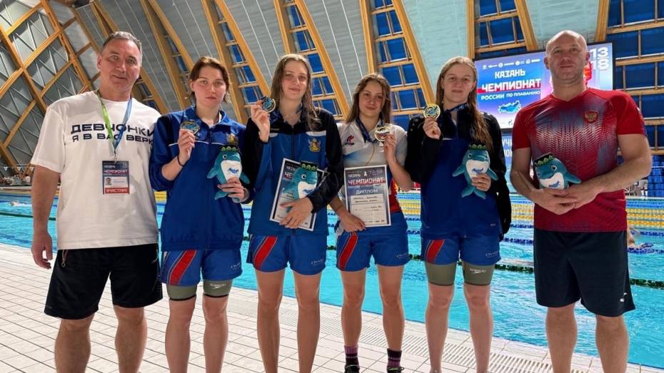 Воронежские пловчихи выиграли золото чемпионата России