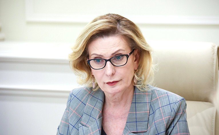 Инна Святенко