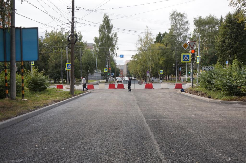 Пролетарская йошкар ола. Дорога в городе. Улица с дорогой. Ремонт дороги. Безопасные дороги.