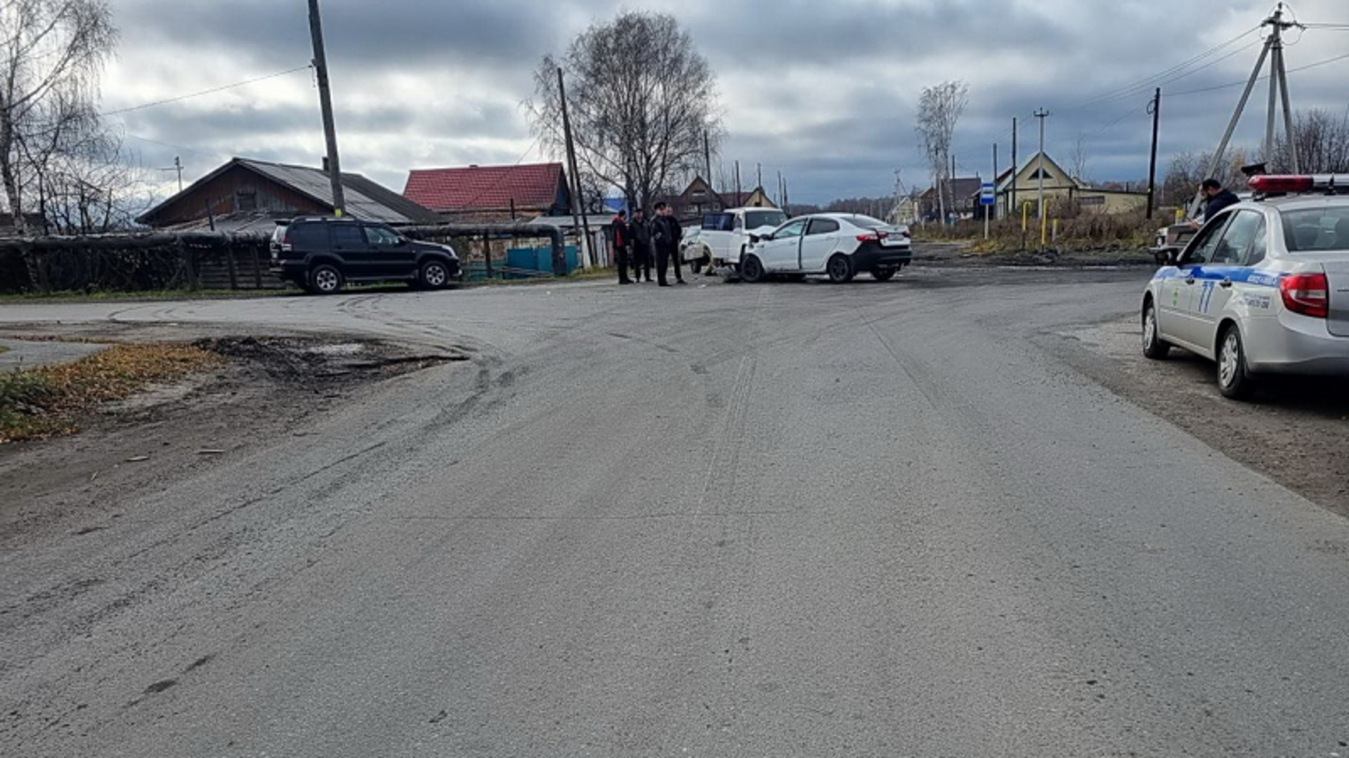 Погода в асино томской. Наезд на дорожные блоки. Г Асино Томской области население.